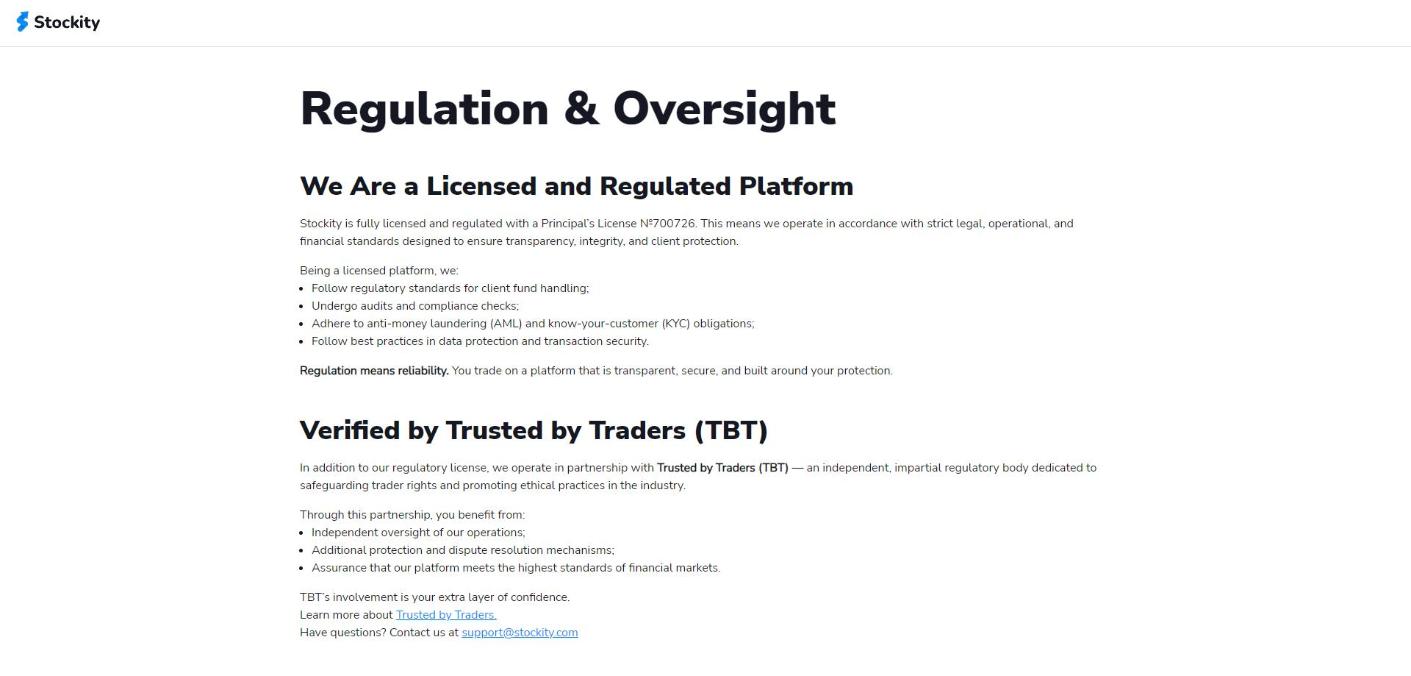Stockity regulation page stating Principal License number 700726 and the Trusted by Traders partnership
